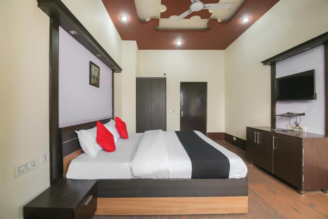Capital O 68148 Hotel Shree Jee Palace Ghaziabad Luaran gambar