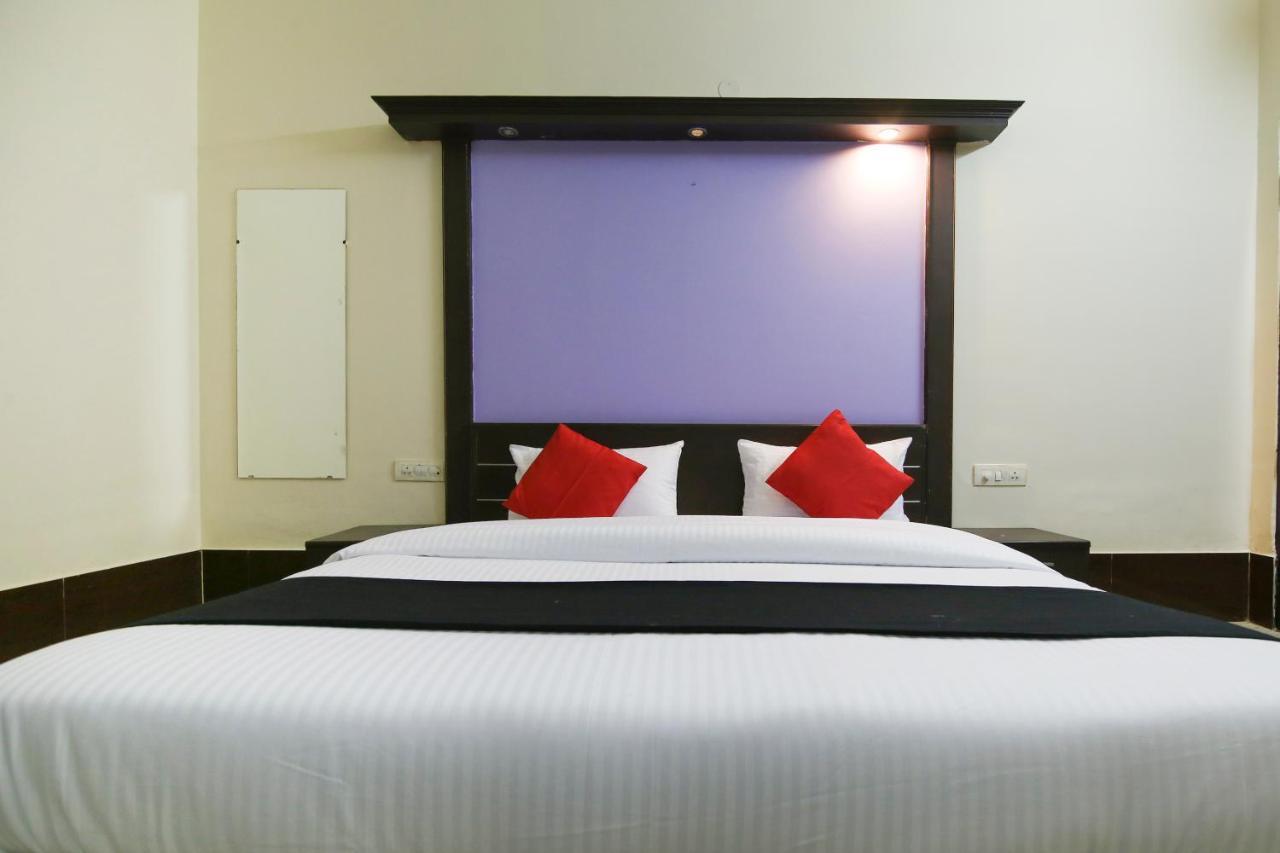 Capital O 68148 Hotel Shree Jee Palace Ghaziabad Luaran gambar