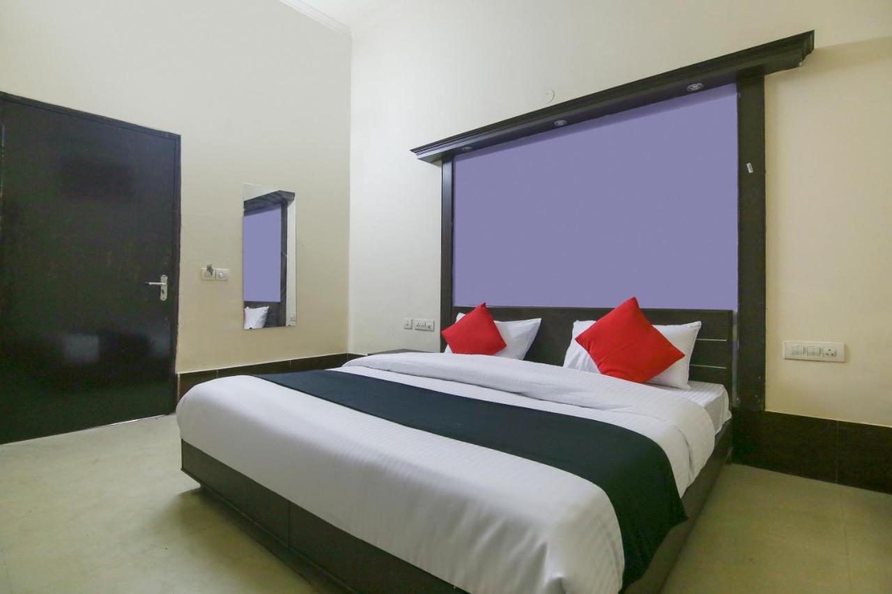 Capital O 68148 Hotel Shree Jee Palace Ghaziabad Luaran gambar