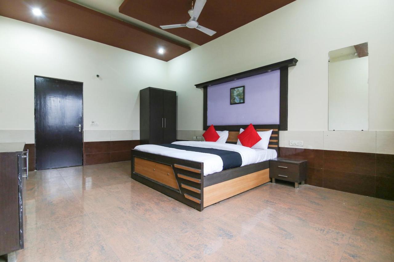 Capital O 68148 Hotel Shree Jee Palace Ghaziabad Luaran gambar